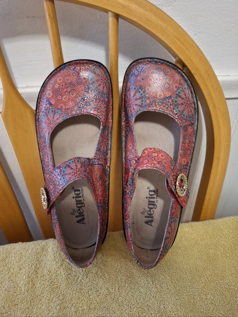 Alegria Paloma Red Bloom Size 7
